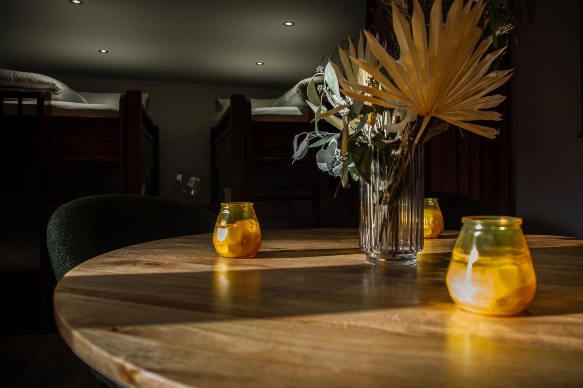 Grains Bar Hotel Олдъм Екстериор снимка